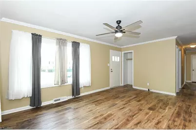 1600 Glenridge Road, Greensboro, NC 27405 - Photo 5