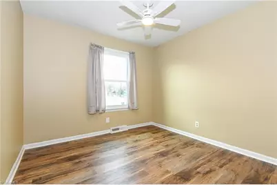 1600 Glenridge Road, Greensboro, NC 27405 - Photo 9