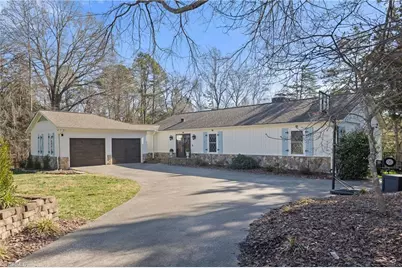 3921 Springlake Court, Clemmons, NC 27012 - Photo 3