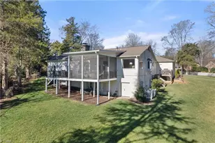 3921 Springlake Ct, Clemmons, NC 27012 - Photo 9