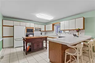 223 Wendy Oak Rd, Reidsville, NC 27320 - Photo 13