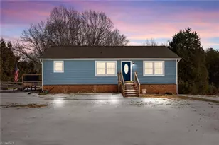 7566 Happy Hill Rd, Kernersville, NC 27284 - Photo 3