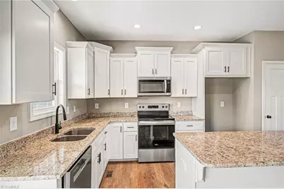 3287 Fox Glow Trail, Asheboro, NC 27205 - Photo 5