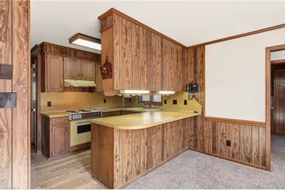 8015 E US Highway 64, Thomasville, NC 27360 - Photo 5