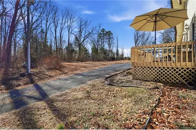 8015 E US Highway 64, Thomasville, NC 27360 - Photo 19