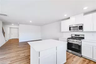 219 Plumtree Ct, King, NC 27021 - Photo 15