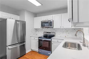 14 Dunlevy Way, Greensboro, NC 27455 - Photo 23