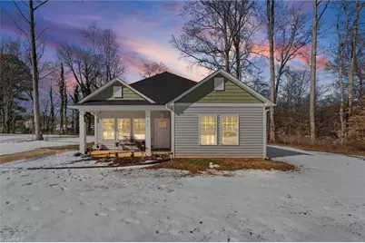 215 James Street, Lexington, NC 27295 - Photo 1