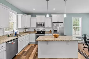 109 Willowbrook Dr, Thomasville, NC 27360 - Photo 9