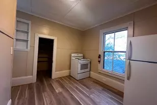 409 Cedar St, Greensboro, NC 27401 - Photo 5