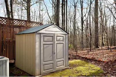 3200 Whitaker Court, Winston-Salem, NC 27106 - Photo 9