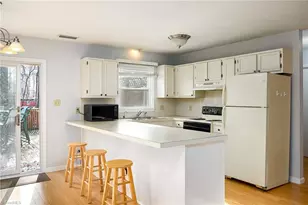 3200 Whitaker Ct, Winston-Salem, NC 27106 - Photo 5