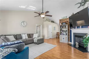 2549 Mary Viola Dr, Sophia, NC 27350 - Photo 5