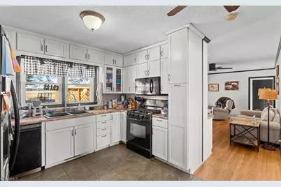 9685 Nc Highway 65, Stokesdale, NC 27357 - Photo 13