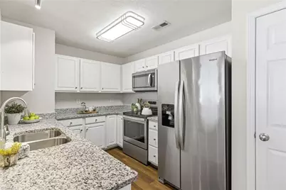 4285 Cedarcroft Court #1D, Greensboro, NC 27409 - Photo 9