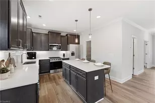 1434 Reading Ct, Burlington, NC 27217 - Photo 13