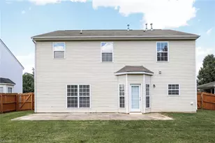 6826 Championship Dr, Whitsett, NC 27377 - Photo 15