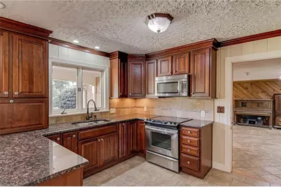 122 Pine Street, King, NC 27021 - Photo 11