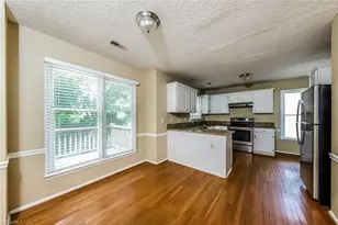 7141 Avenbury Cir, Kernersville, NC 27284 - Photo 5