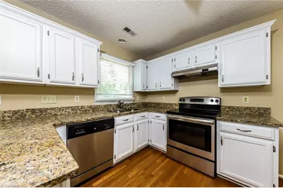 7141 Avenbury Circle, Kernersville, NC 27284 - Photo 7