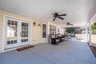 1004 Benton Ct, Reidsville, NC 27320 - Photo 15