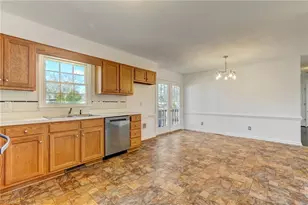 1120 Woodleigh Circle, Reidsville, NC 27320 - Photo 13