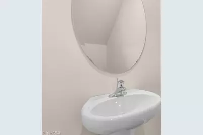 4097 Yucca Avenue, Winston-Salem, NC 27127 - Photo 9