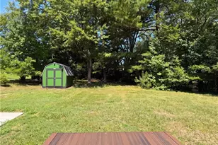 202 Hassellwood Dr, Jamestown, NC 27282 - Photo 23