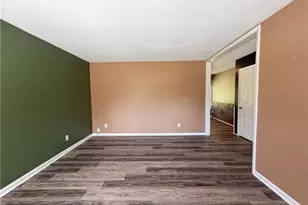 202 Hassellwood Dr, Jamestown, NC 27282 - Photo 3