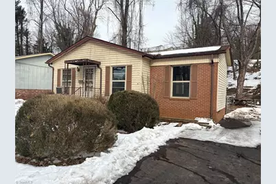 1006 8th Street, North Wilkesboro, NC 28659 - Photo 1