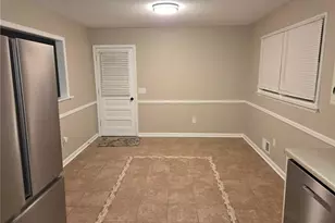 1542 Overlook Dr, Wilkesboro, NC 28697 - Photo 7