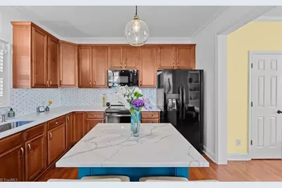 4411 Baylor Street, Greensboro, NC 27455 - Photo 15