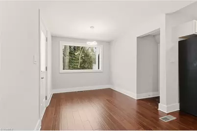 206 Stone Street, Thomasville, NC 27360 - Photo 9