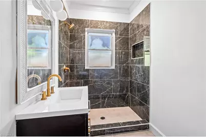 316 Spring Street, Thomasville, NC 27360 - Photo 25