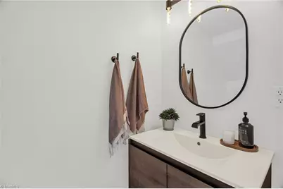 622 Walker Avenue #C, Greensboro, NC 27403 - Photo 13