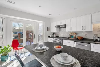 622 Walker Avenue #C, Greensboro, NC 27403 - Photo 9