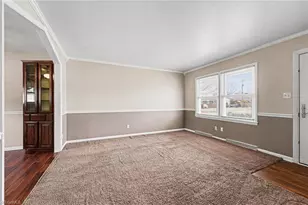 106 Hall St, Graham, NC 27253 - Photo 5