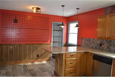 315 Herring Street, Mount Airy, NC 27030 - Photo 7