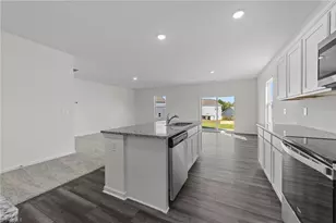 346 Shiloh Wy, Mebane, NC 27302 - Photo 9