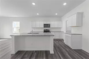 346 Shiloh Wy, Mebane, NC 27302 - Photo 5