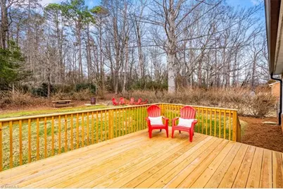 807 Gallant Court, Winston-Salem, NC 27101 - Photo 33