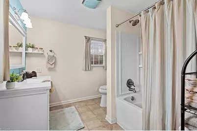 807 Gallant Court, Winston-Salem, NC 27101 - Photo 21