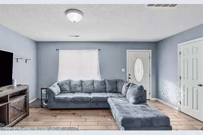 2313 Phillips Avenue, Greensboro, NC 27405 - Photo 7