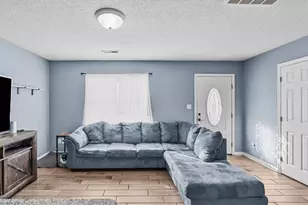 2313 Phillips Ave, Greensboro, NC 27405 - Photo 7