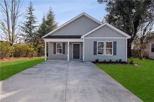 13 Pickard Cir, Lexington, NC 27292 - Photo 1