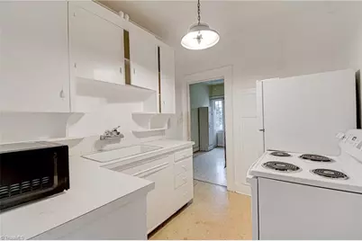 678 Irving Street, Winston-Salem, NC 27103 - Photo 11