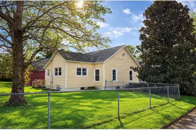 33 Mill Street, Lexington, NC 27292 - Photo 1