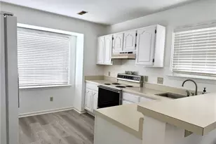 205 Standish Dr, Chapel Hill, NC 27517 - Photo 3