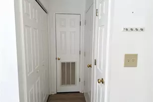 205 Standish Dr, Chapel Hill, NC 27517 - Photo 11