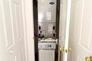 205 Standish Dr, Chapel Hill, NC 27517 - Photo 15